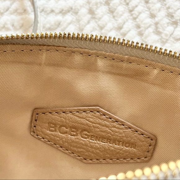 BCBGENERATION White Ivory Snake Python Printed Shoulder Bag | Small Bag | New - Picture 6 of 6